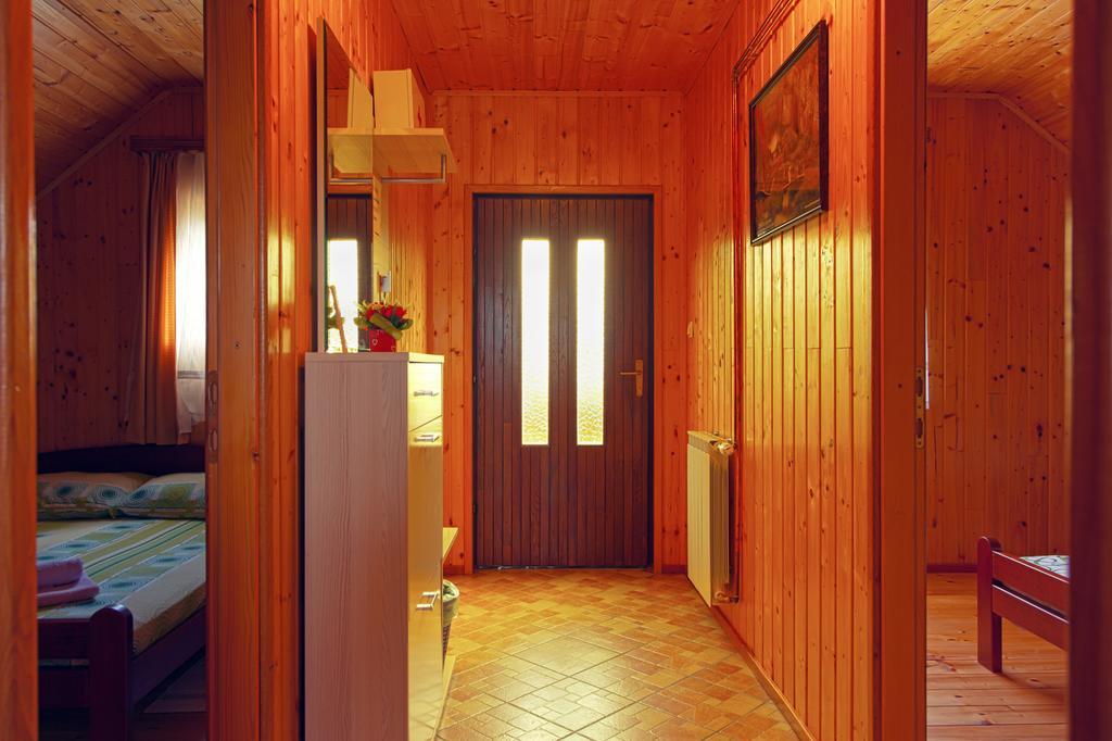 Apartment Ines Smoljanac Kültér fotó